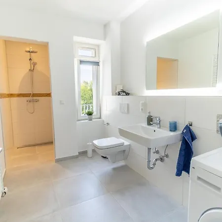 Apartament *Neu* 2 Zi, Offene Kueche, Balkon Pirna Zewnętrze zdjęcie