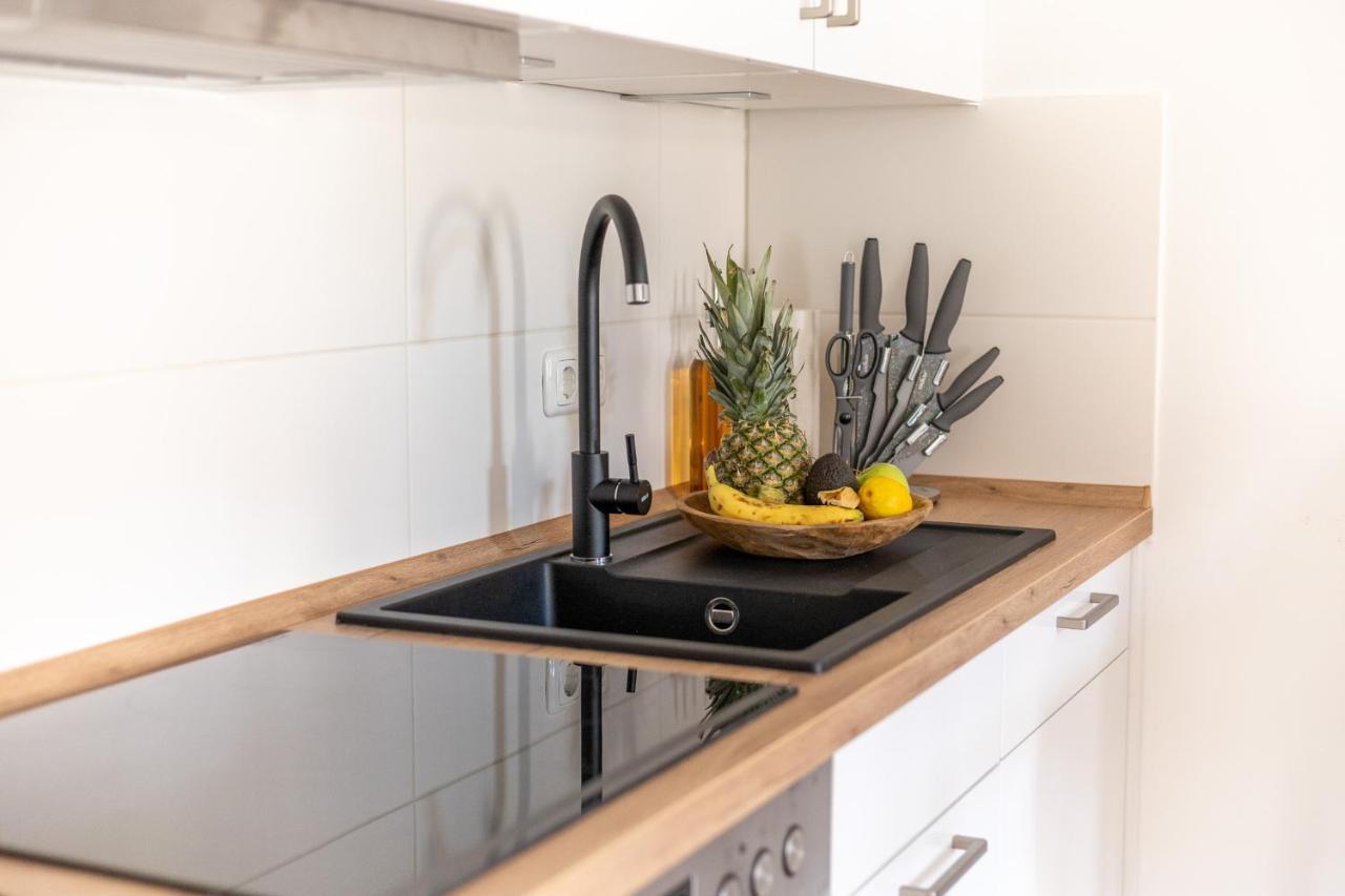 *neu* 2 Zi, Offene Kueche, Balkon Apartment Pirna